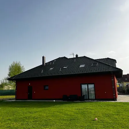 Vakantiehuis House&garden&pool