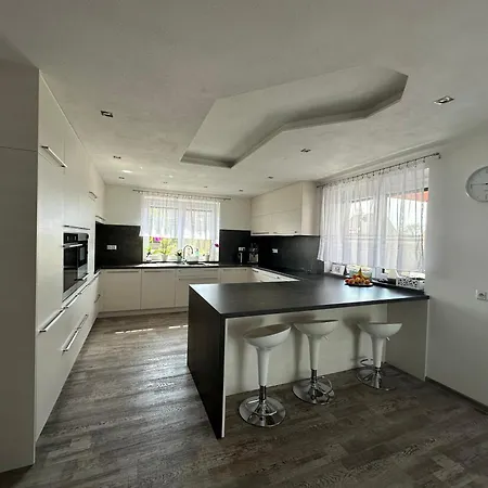 House&garden&pool Vakantiehuis Slapy (Tabor)