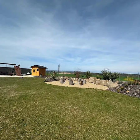 Vakantiehuis House&garden&pool