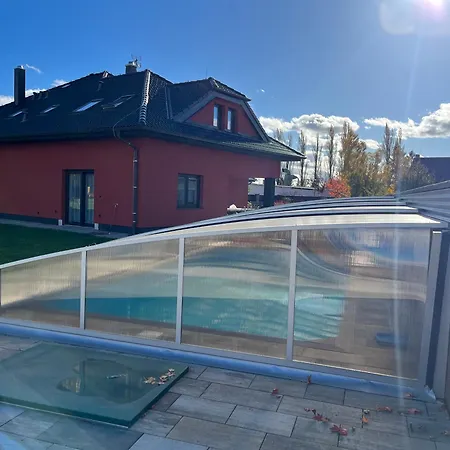 House&garden&pool Slapy (Tabor)